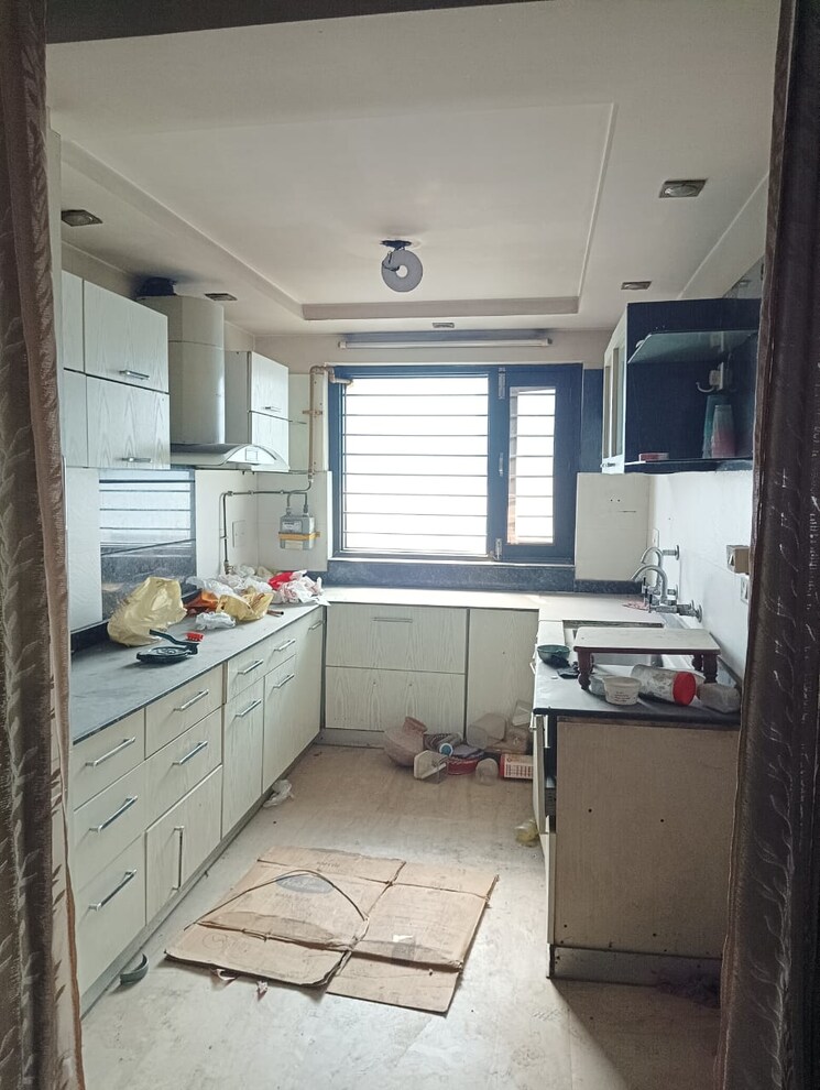 Kitchen, pitampura 4 Bedroom 1700 Sq.Ft. Builder Floor In Pitampura Delhi 6869387