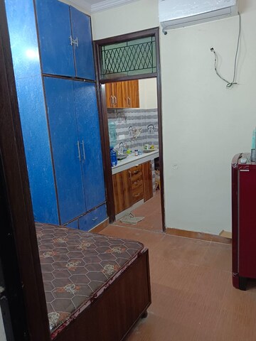Studio Builder Floor For Rent in Lajpat Nagar