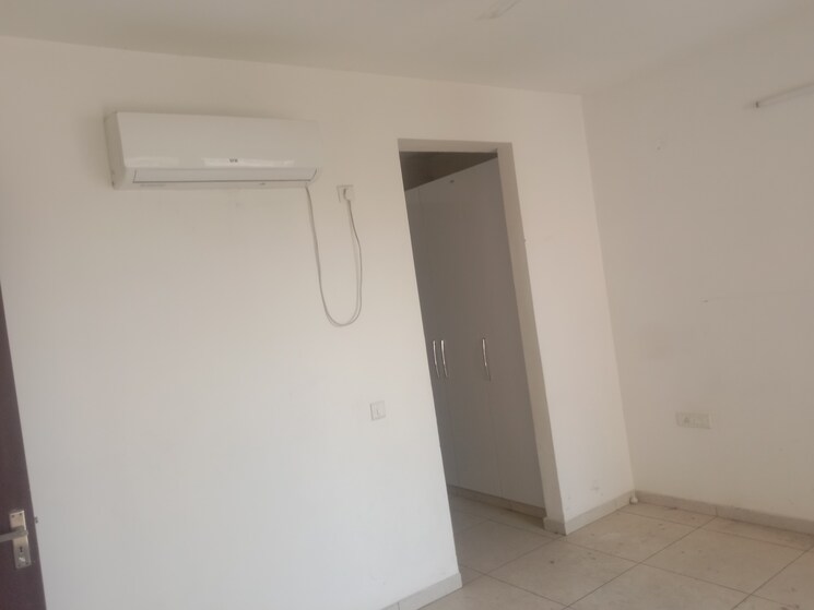 Room, motia-royal-citi-apartments 3 Bedroom 1910 Sq.Ft. Apartment In Ghazipur Zirakpur 6871497