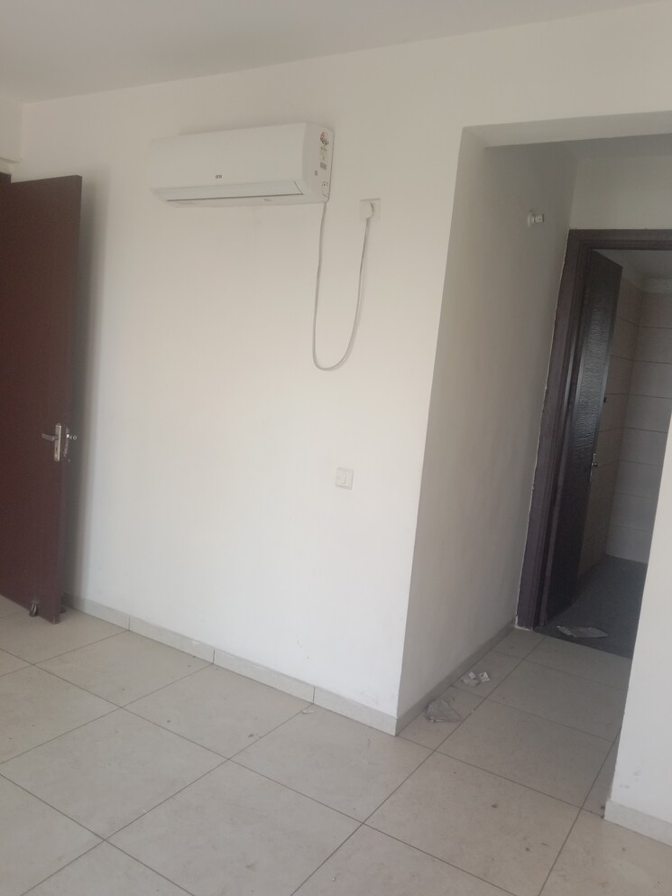 undefined, motia-royal-citi-apartments 3 Bedroom 1910 Sq.Ft. Apartment In Ghazipur Zirakpur 6871497