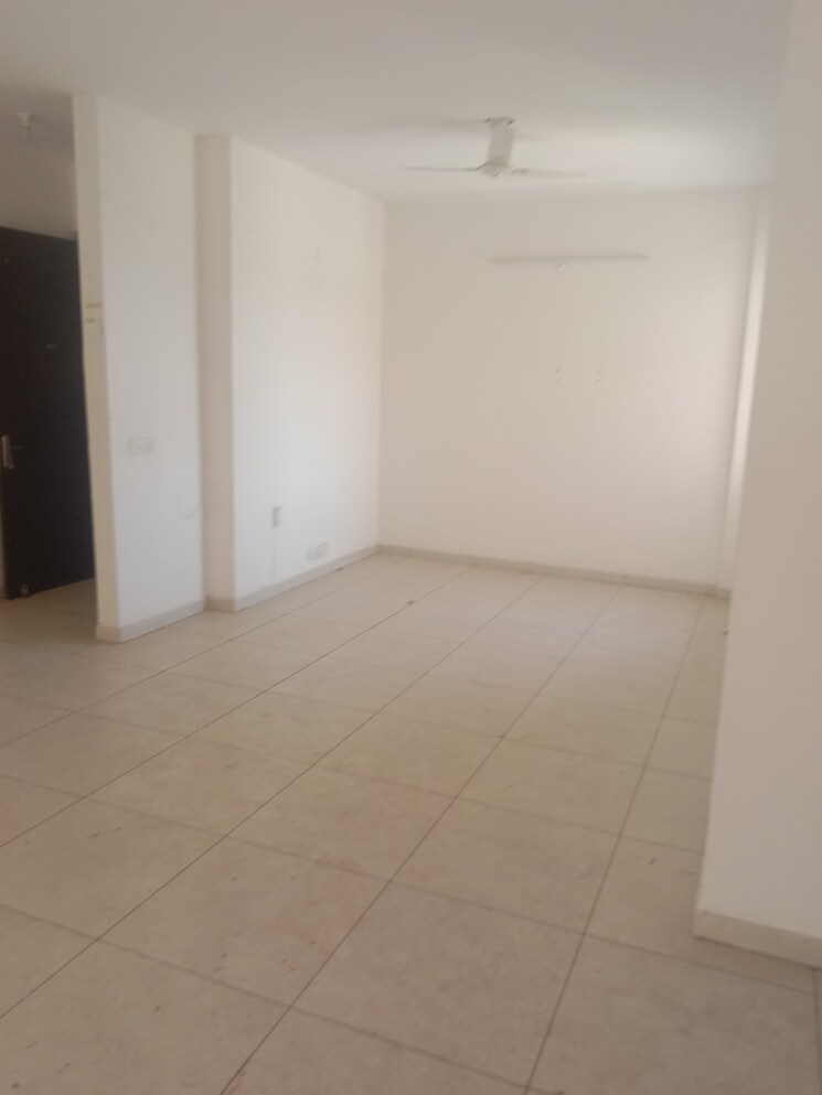 Room, motia-royal-citi-apartments 3 Bedroom 1910 Sq.Ft. Apartment In Ghazipur Zirakpur 6871497