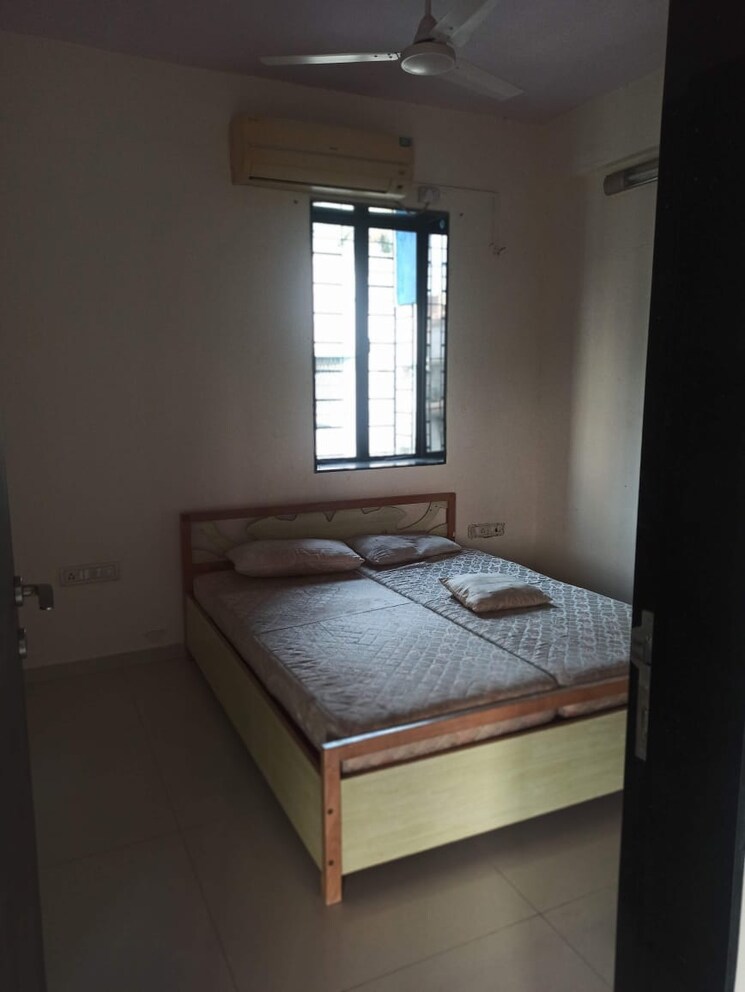 Bedroom, three-view-chs 3 Bedroom 840 Sq.Ft. Apartment In Prabhadevi Mumbai 6871625
