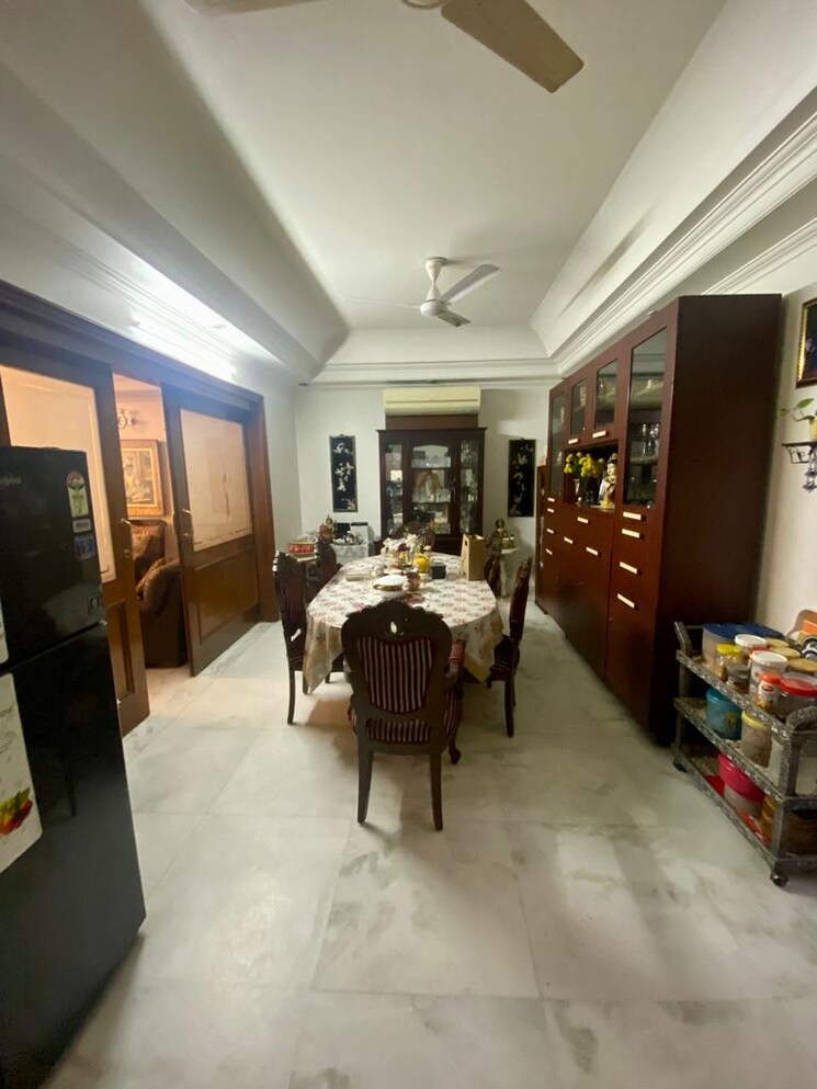 Living Room, hauz khas 3 Bedroom 2000 Sq.Ft. Builder Floor In Hauz Khas Delhi 6874133
