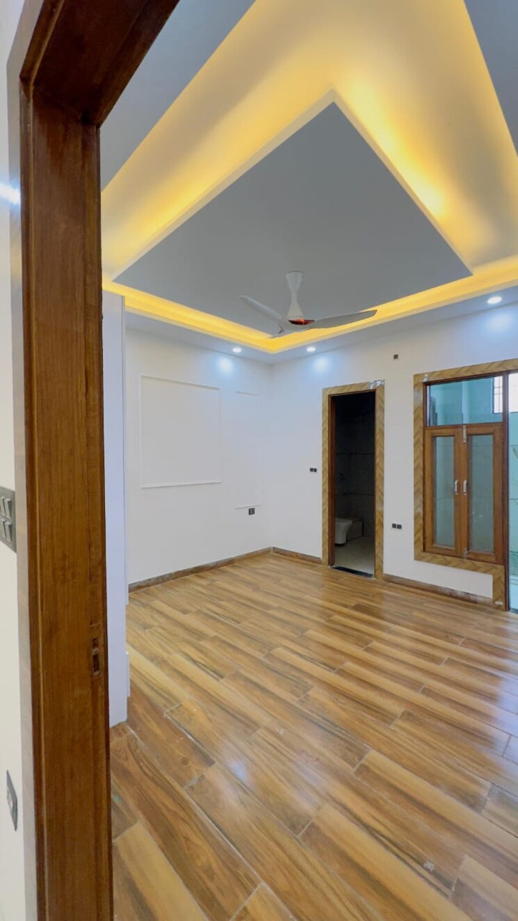 Room, shouryapuram 3 Bedroom 1575 Sq.Ft. Apartment In Shahpur Bamheta Ghaziabad 6878333