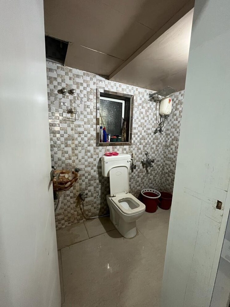 Bathroom, leena-bhairav-residency 3 Bedroom 1390 Sq.Ft. Apartment In Mira Road Thane 6882527