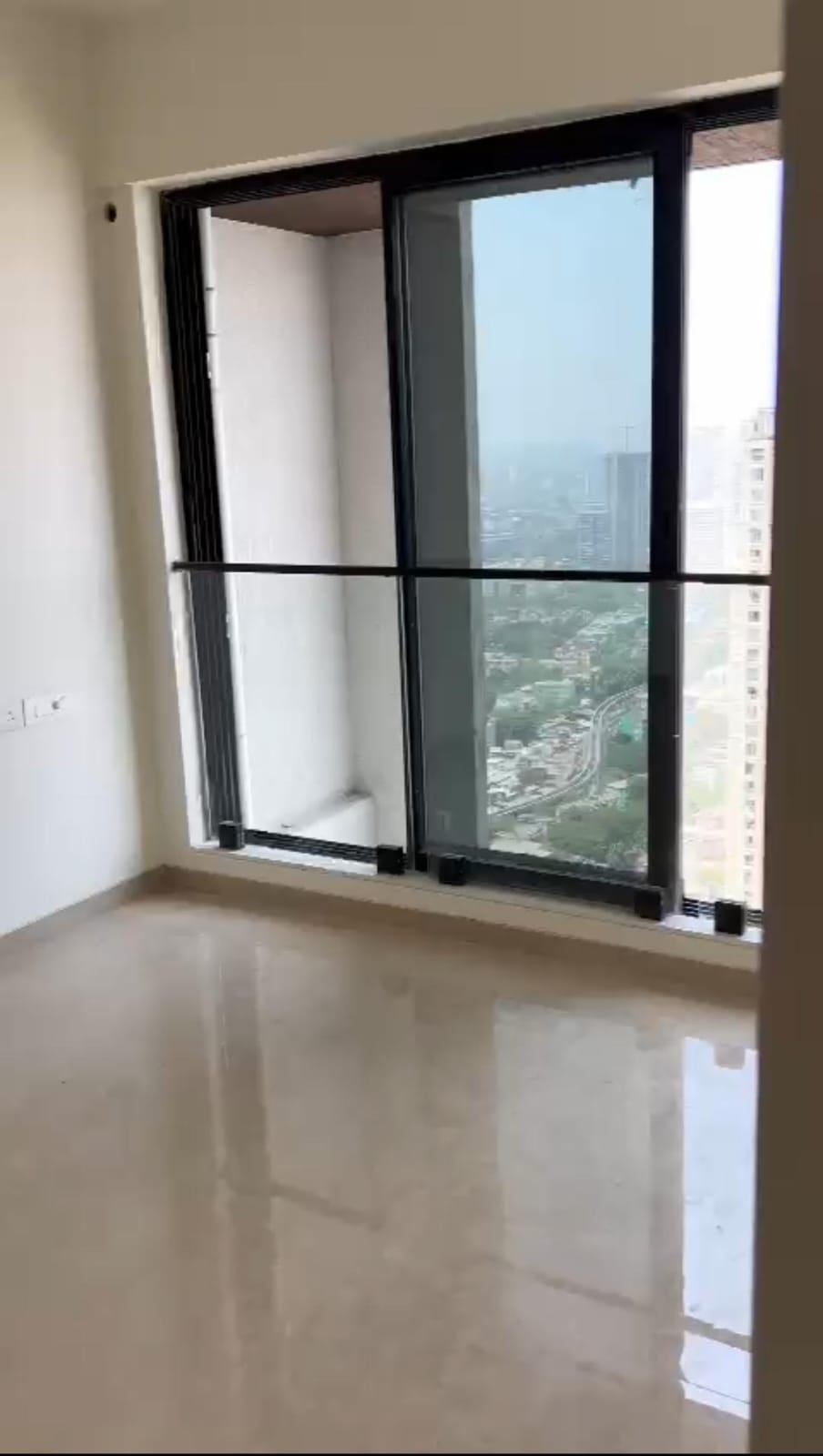 2 BHK Apartment For Rent in Dosti Eastern Bay Phase 1 Wadala Mumbai  6882525