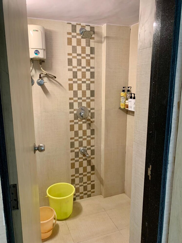 Bathroom, squarefeet-ace-square 1 Bedroom 620 Sq.Ft. Apartment In Ghodbunder Road Thane 6882555