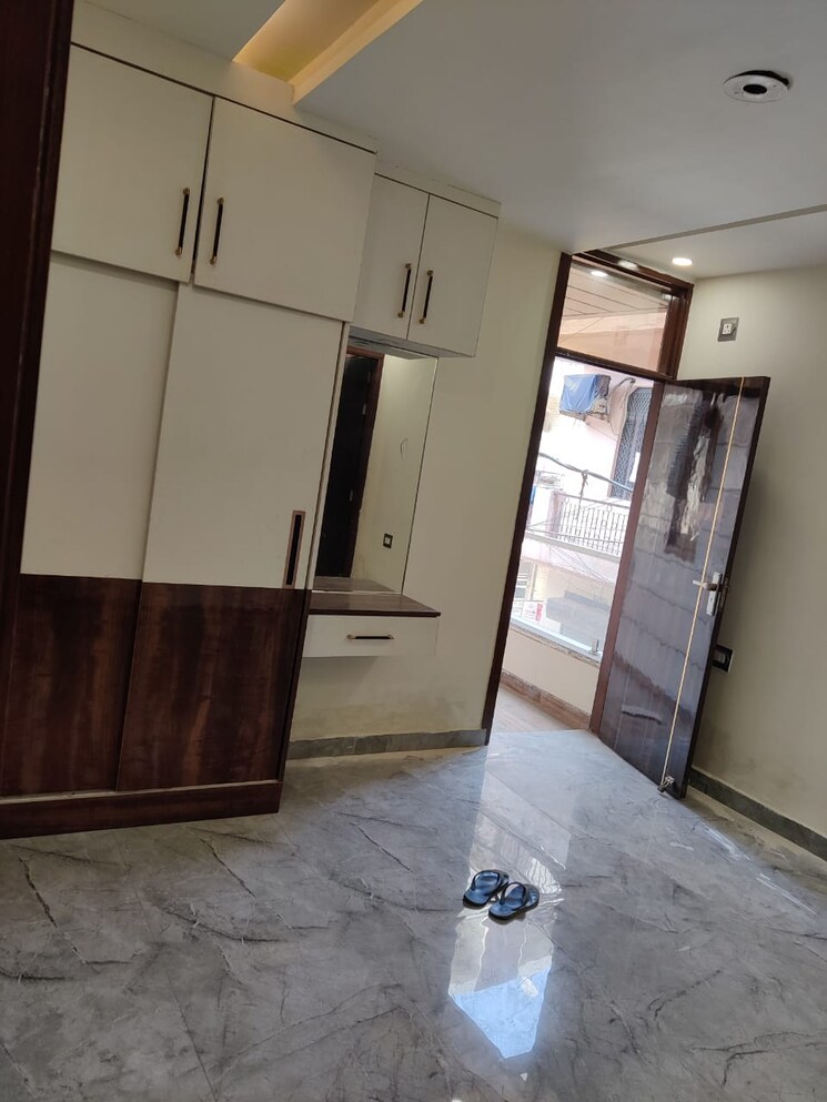 Bedroom, mansa ram park 3 Bedroom 900 Sq.Ft. Builder Floor In Mansa Ram Park Delhi 6886209