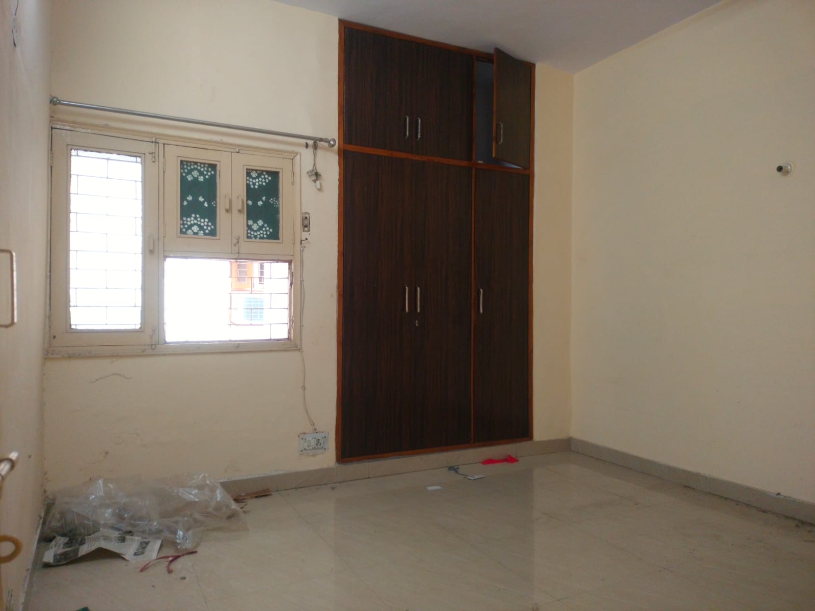 Rental 2 Bedroom 1000 Sq.Ft. Apartment in Agrasen Awas, Patparganj