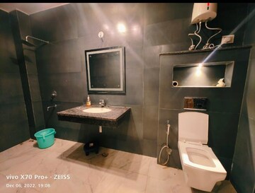 Room in  Pg at Sector 63a – for Rent