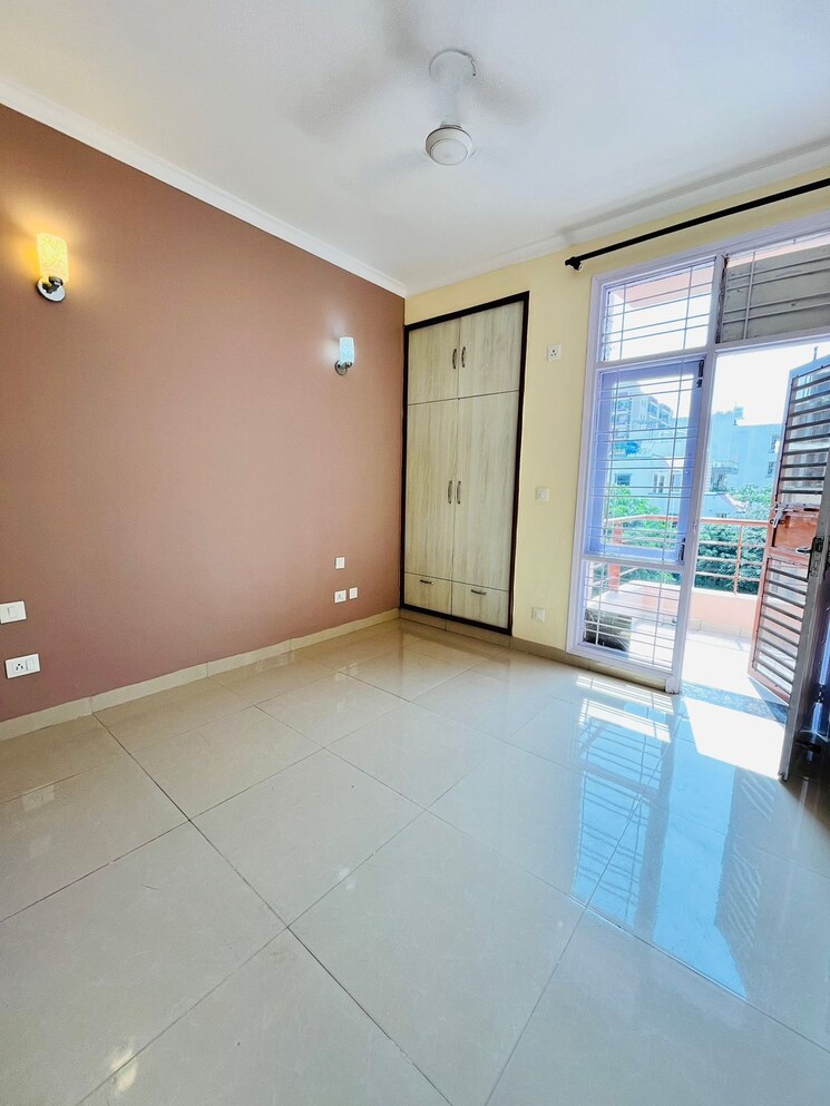 Room, shapoorji-pallonji-joyville-gurgaon 2 Bedroom 1215 Sq.Ft. Apartment In Sector 102 Gurgaon 6891866