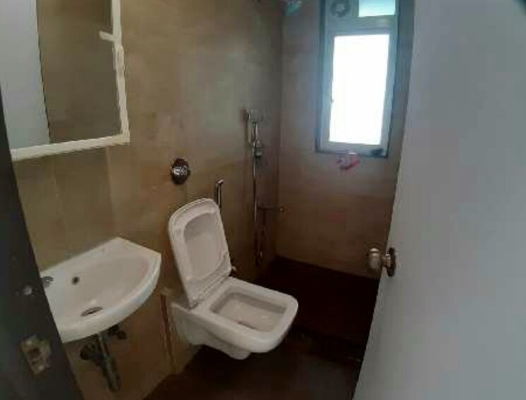 Bathroom, mulund-tulip-chs 3 Bedroom 1020 Sq.Ft. Apartment In Mulund West Mumbai 6893142