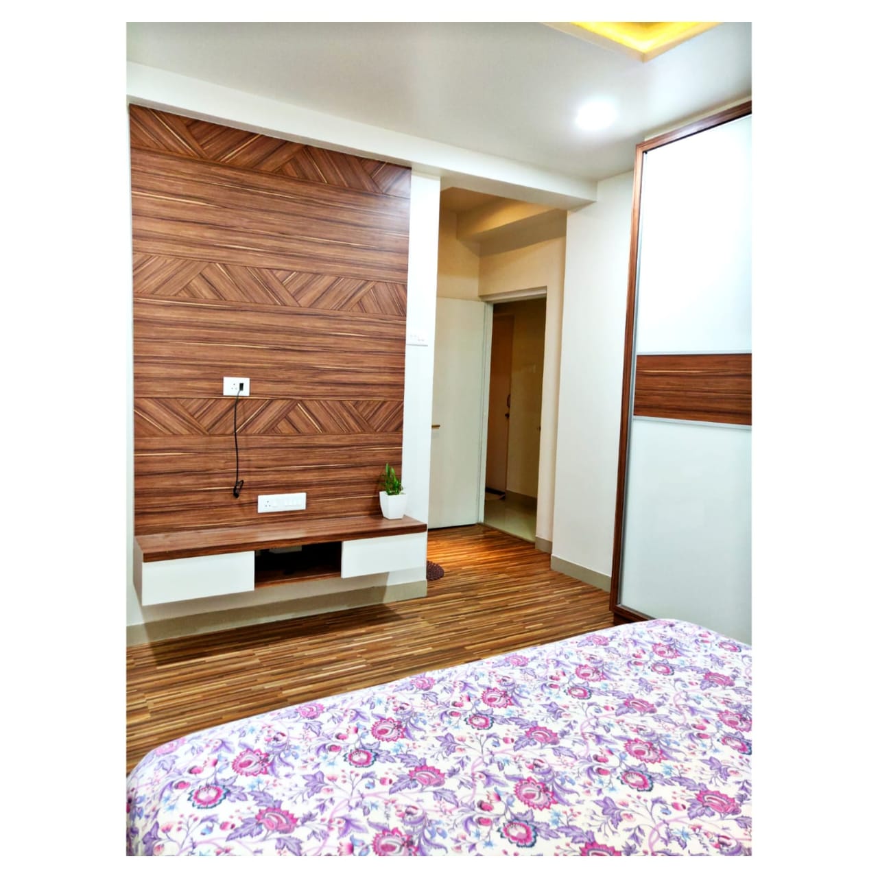 3 BHK Apartment For Rent in Vile Parle East Mumbai  6893525