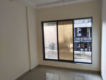 Room in 1.5 BHK Apartment at Dew Berry, Nalasopara West – for Sale
