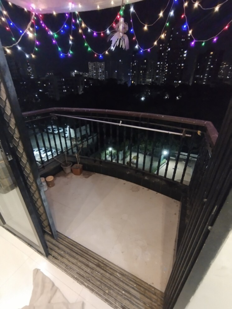 Balcony, sheth-vasant-pride 3 Bedroom 1500 Sq.Ft. Apartment In Kandivali East Mumbai 6899400