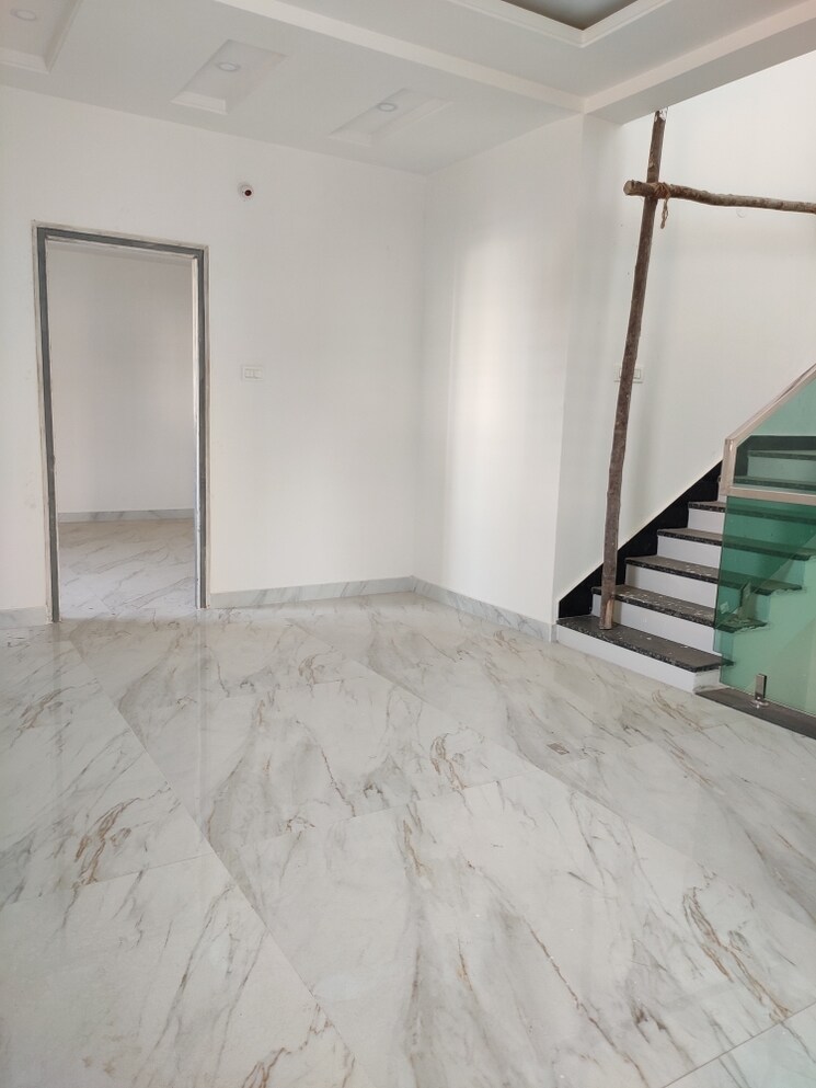 Room, saket-kosala 4 Bedroom 150 Sq.Yd. Independent House In Kapra Hyderabad 6899945