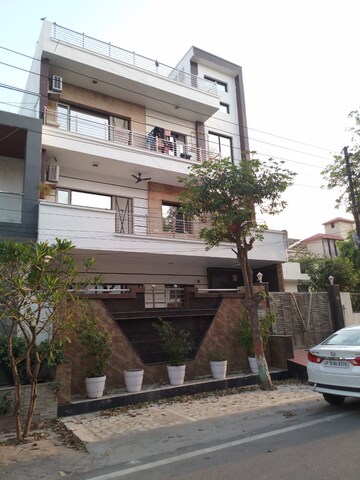 6+ BHK Villa For Resale in Sector 71 Noida  6902182