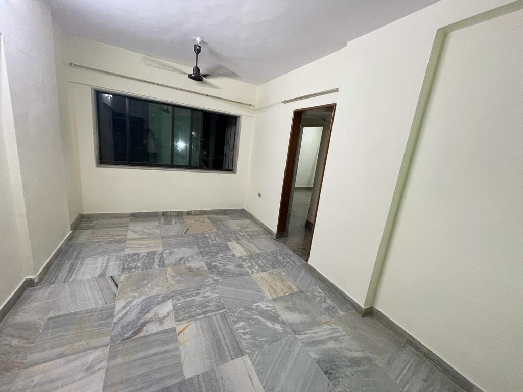 1 BHK Apartment फॉर रीसेल इन Uphar CHS Borivali Borivali East Mumbai  6903839