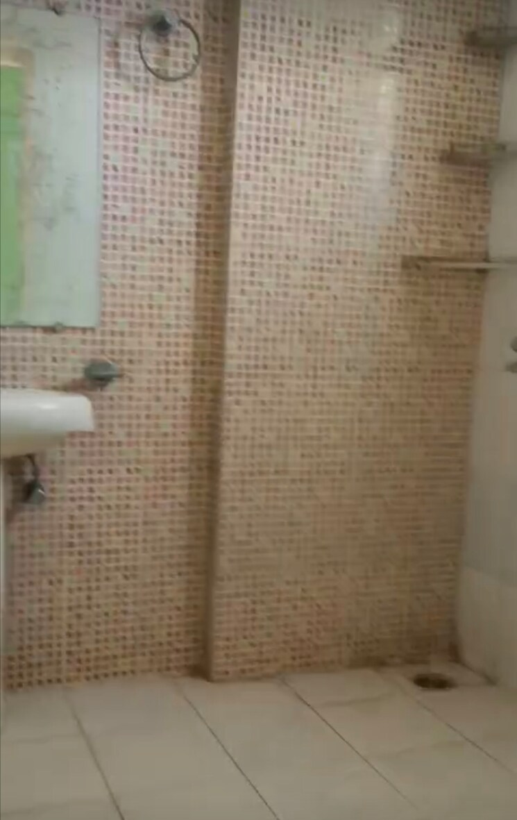 Bathroom, value-infra-meadows-vista1 2 Bedroom 1028 Sq.Ft. Apartment In Raj Nagar Extension Ghaziabad 6904816