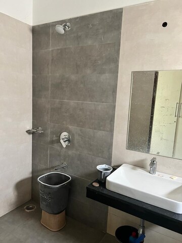 Bathroom in 4 BHK Villa at Kokapet – for Rent