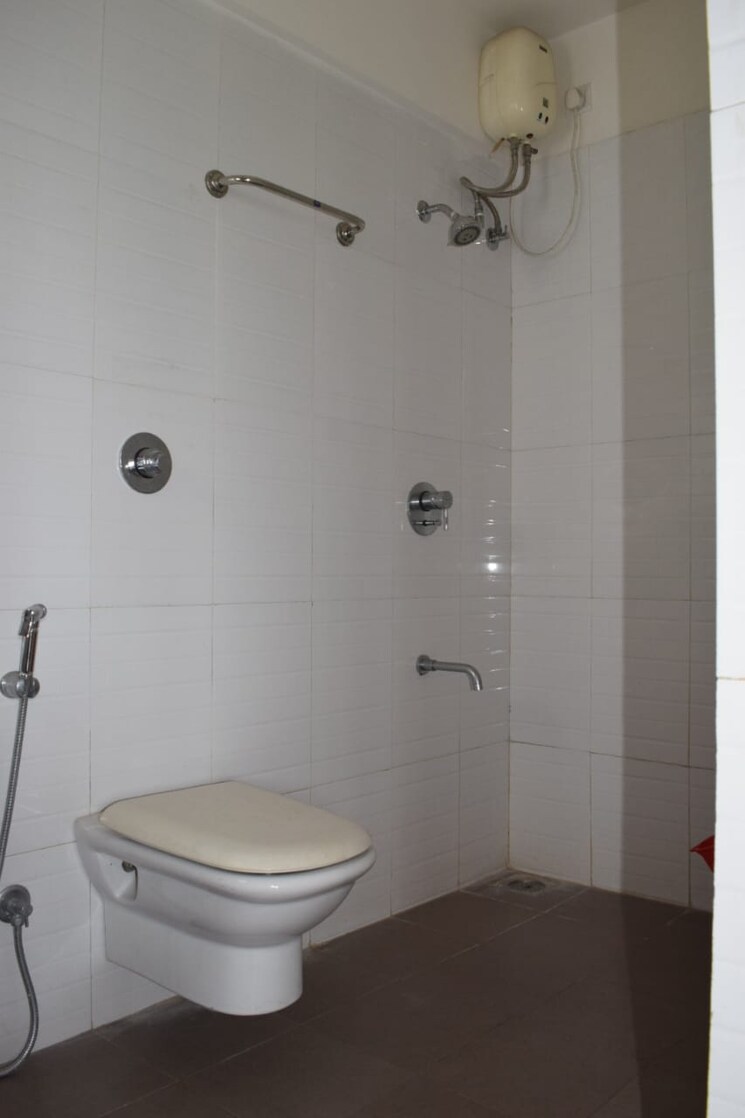 Bathroom, lodha-casa-bella-gold 2 Bedroom 864 Sq.Ft. Apartment In Dombivli East Thane 6905060