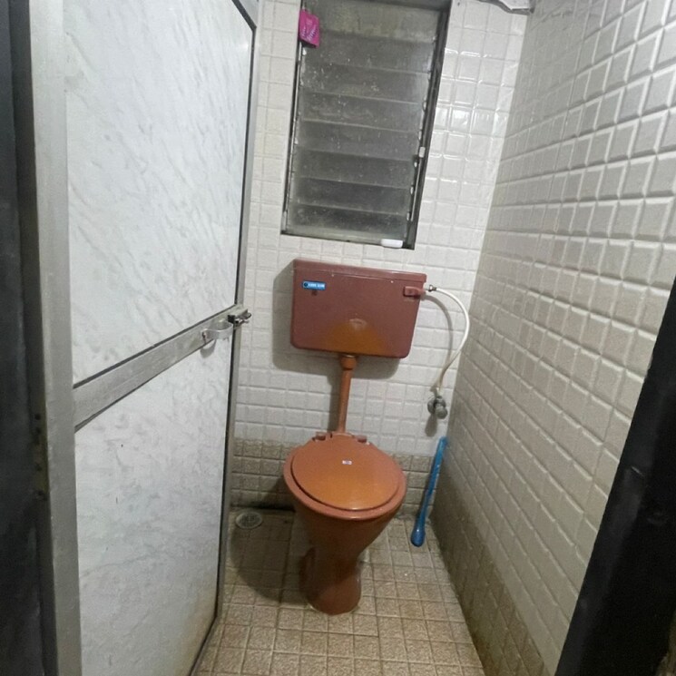 Bathroom, dahisar east 1 Bedroom 515 Sq.Ft. Apartment In Dahisar East Mumbai 6907161