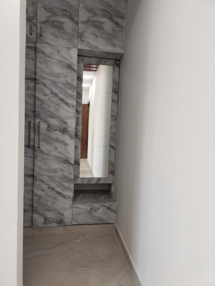 undefined, sector 28 3 Bedroom 250 Sq.Yd. Builder Floor In Sector 28 Faridabad 6908060