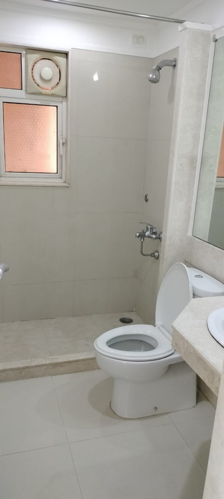 Bathroom, hiranandani-gardens-glen-ridge 4 Bedroom 3100 Sq.Ft. Apartment In Powai Mumbai 6915701