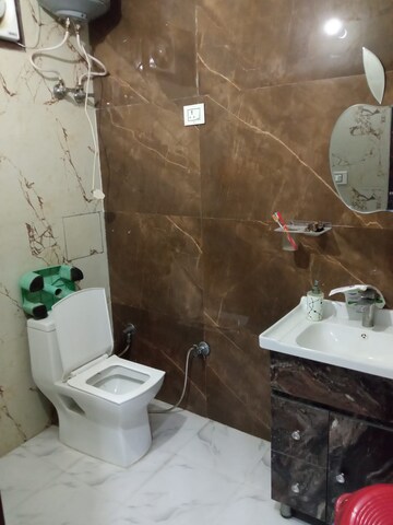 3 BHK Builder Floor For Resale in Dwarka Mor Delhi  6916334