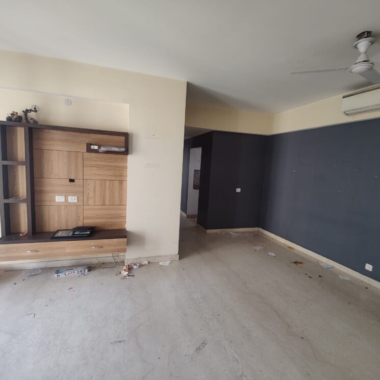 Living Room, paras-irene 3 Bedroom 1830 Sq.Ft. Apartment In Sector 70a Gurgaon 6916366