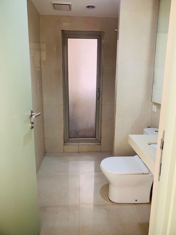 Bathroom, hiranandani-woodville 3 Bedroom 1011 Sq.Ft. Apartment In Hiranandani Estate Thane 6918352