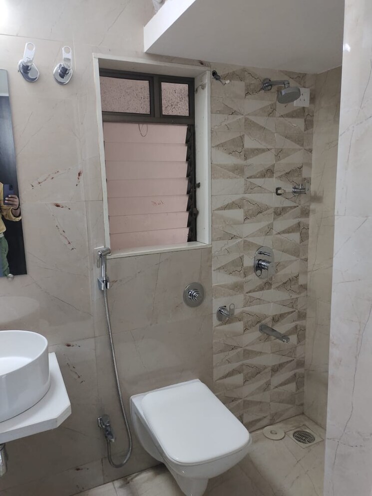 Bathroom, d-v-shree-shashwat 1 Bedroom 472 Sq.Ft. Apartment In Mira Road Thane 6919436