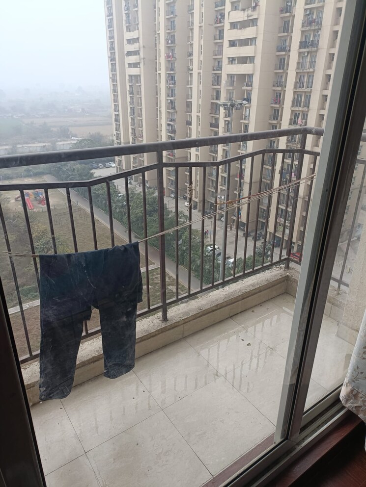 Balcony, aditya-city-apartments 3 Bedroom 837 Sq.Ft. Apartment In Shahpur Bamheta Ghaziabad 6919906