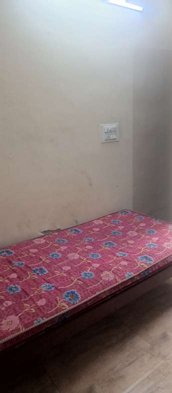 2 BHK Apartment For Rent in Arun Vihar Sector 37 Sector 37 Noida  6924823