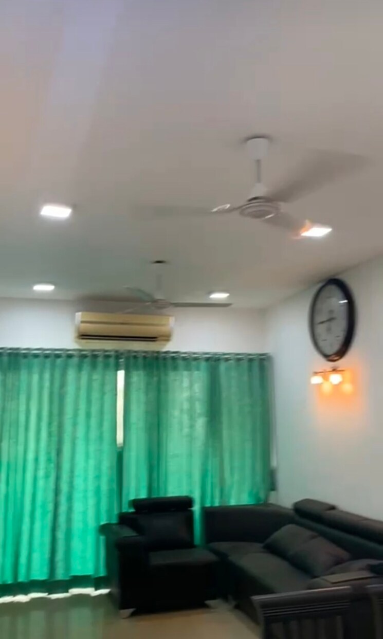 Bathroom, lodha-grandeur 3 Bedroom 1458 Sq.Ft. Apartment In Prabhadevi Mumbai 6926991