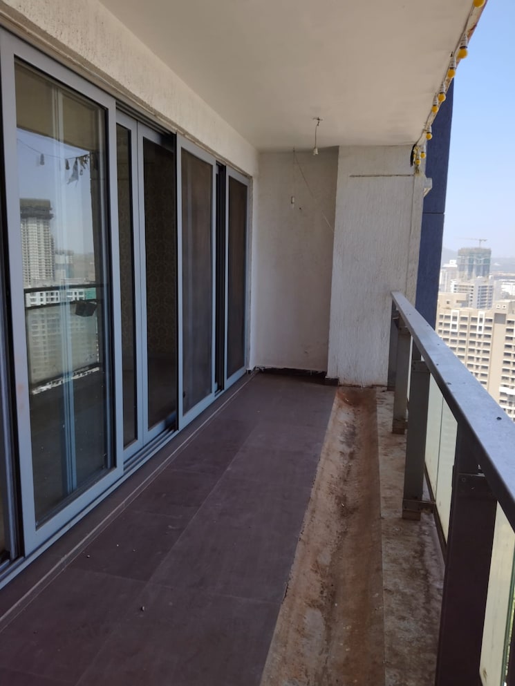 Balcony, imperial-heights-phase-2 3 Bedroom 1600 Sq.Ft. Apartment In Goregaon West Mumbai 6928346