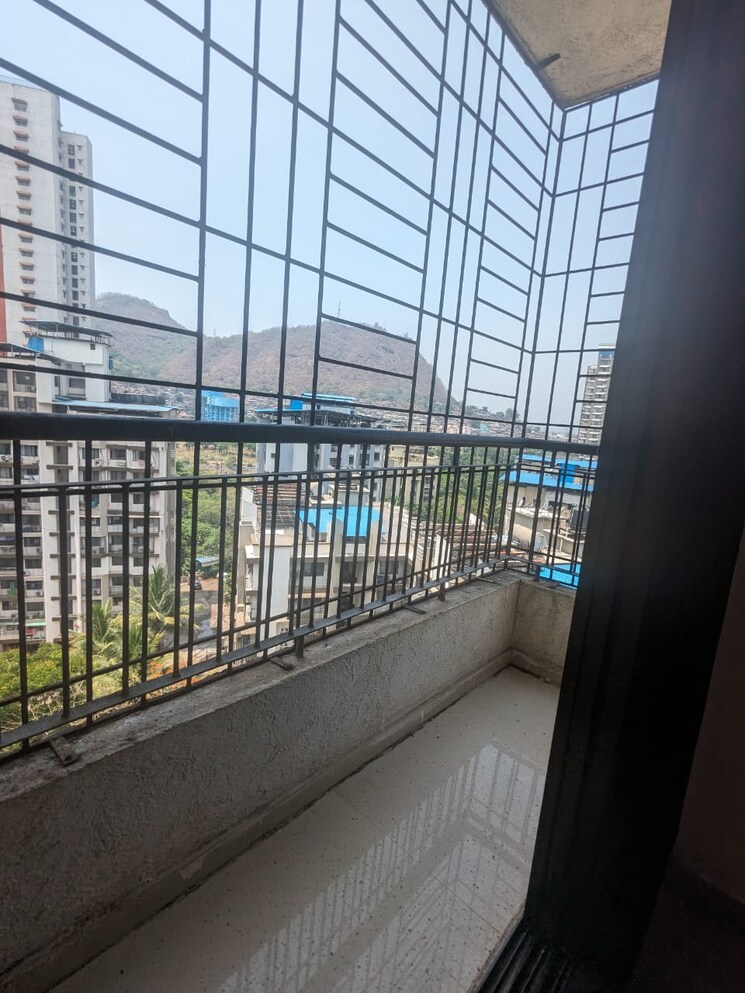 Balcony, sanghvi-valley 3 Bedroom 1200 Sq.Ft. Apartment In Kalwa Thane 6928500