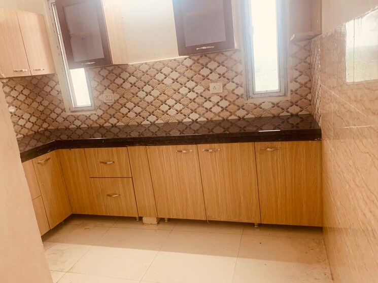 Kitchen, rcb-shiva-greens 3 Bedroom 1660 Sq.Ft. Apartment In Vrindavan Yojna Lucknow 6928715