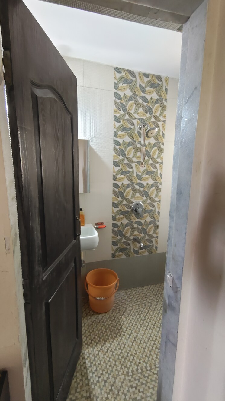 Bathroom, panchavati-chs 2 Bedroom 700 Sq.Ft. Apartment In Vasant Vihar Thane 6928751