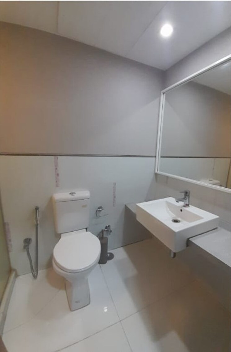 Attached Bathroom, iris-apartment-cuffe-parade 3 Bedroom 1250 Sq.Ft. Apartment In Cuffe Parade Mumbai 6929019