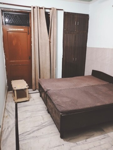 Bedroom in 2 BHK Builder Floor at Ansal Plaza Sector-23, Sector 23 – for Rent