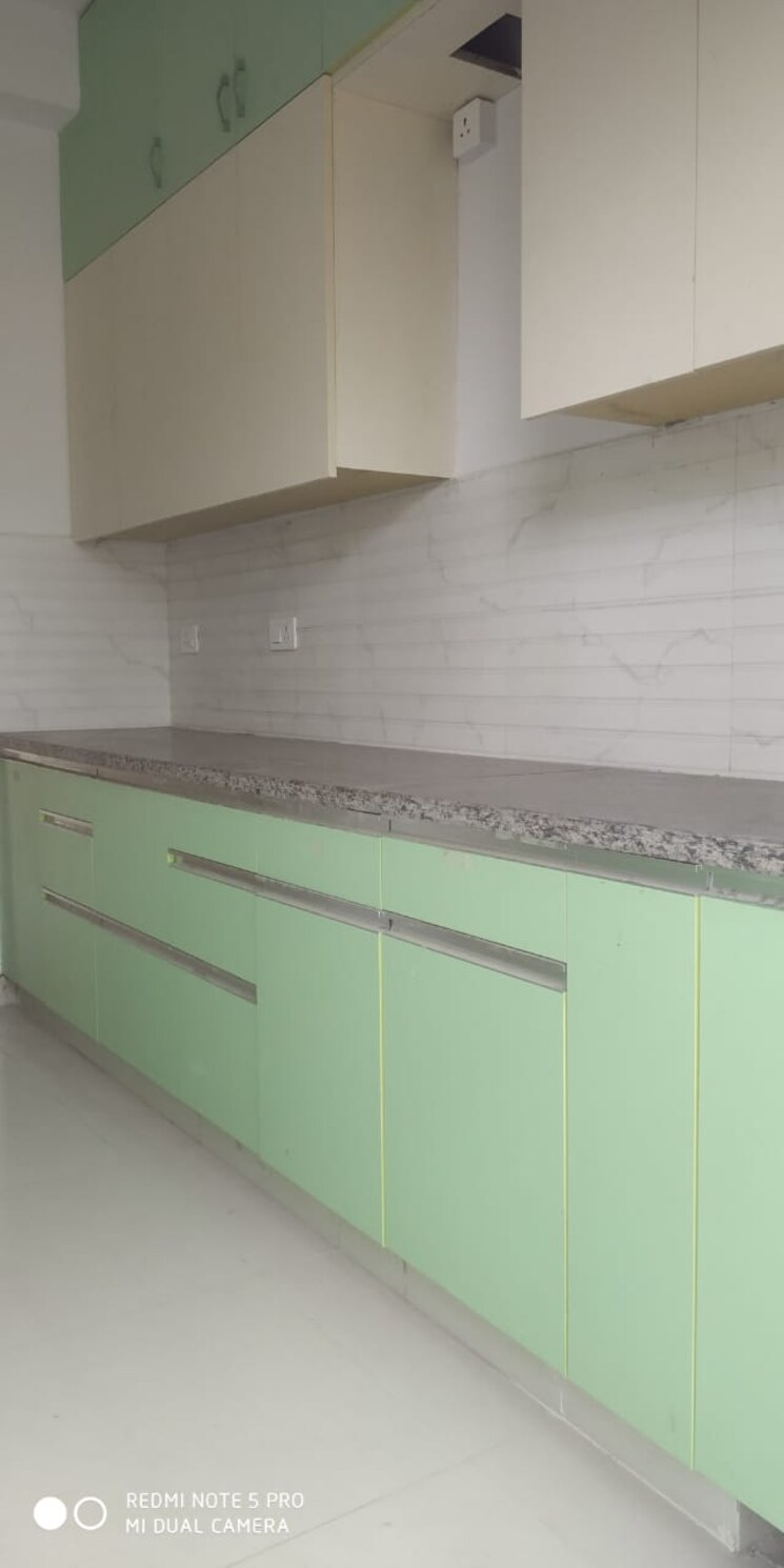 Kitchen, dlf-regal-gardens 3 Bedroom 1721 Sq.Ft. Apartment In Sector 90 Gurgaon 6936238