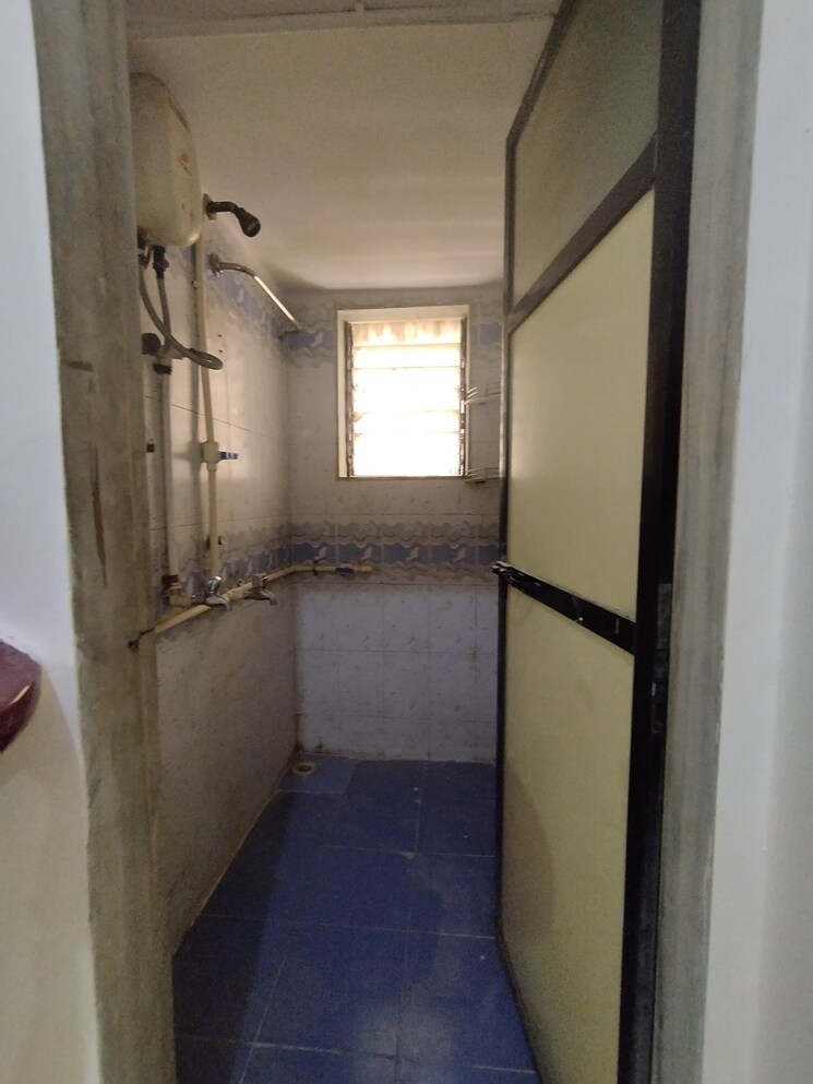 Bathroom, mukta-residency 2 Bedroom 564 Sq.Ft. Apartment In Shilphata Thane 6936635
