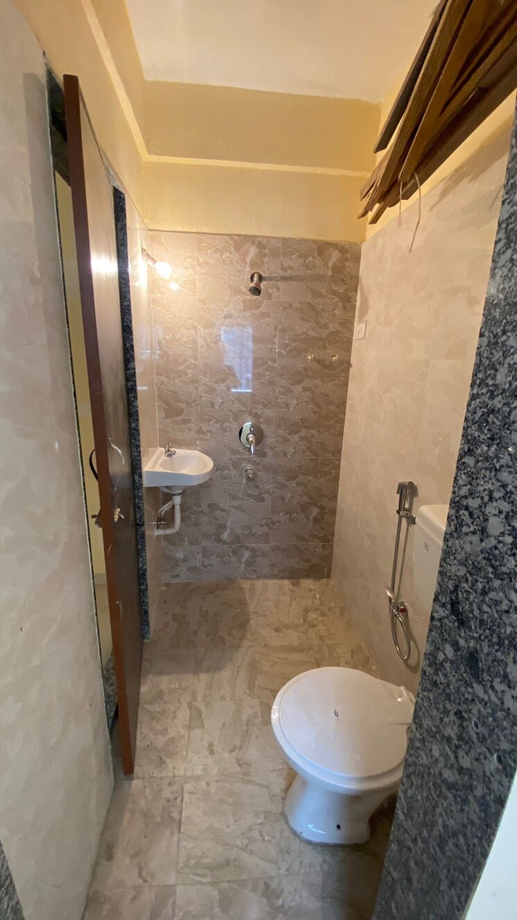 Attached Bathroom, heramb-shreeram-apartments 1 Bedroom 652 Sq.Ft. Apartment In Ambernath East Thane 6937582