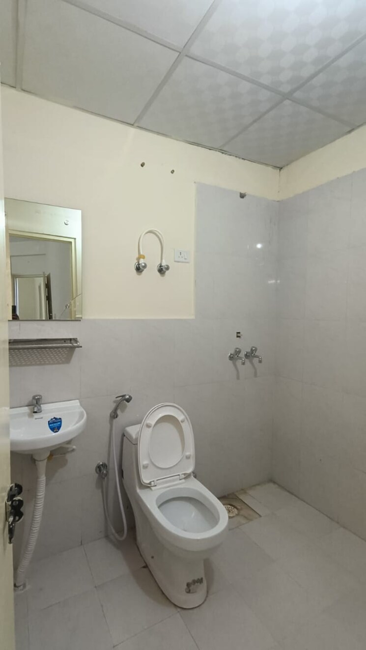 Attached Bathroom, pyramid-urban-homes-2 2.5 Bedroom 635 Sq.Ft. Apartment In Sector 86 Gurgaon 6939387