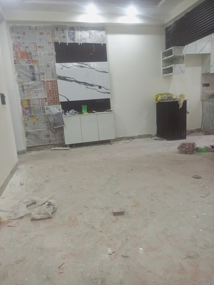 Living Room, sector 73 2 Bedroom 1100 Sq.Ft. Builder Floor In Sector 73 Noida 6941129