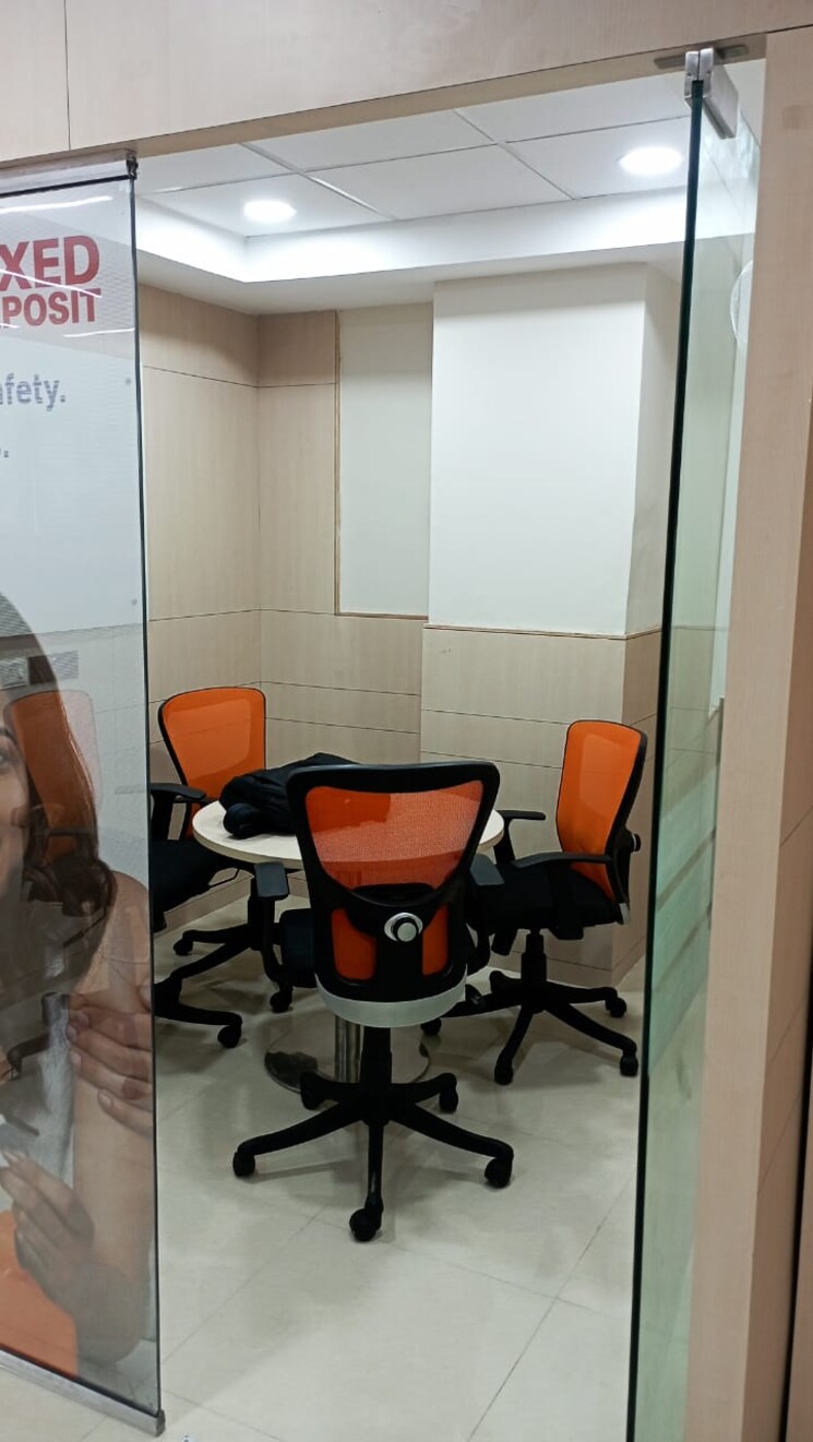 Team Area, universal-trade-tower Commercial Office Space 1000 Sq.Ft. In Sector 49 Gurgaon 6941336