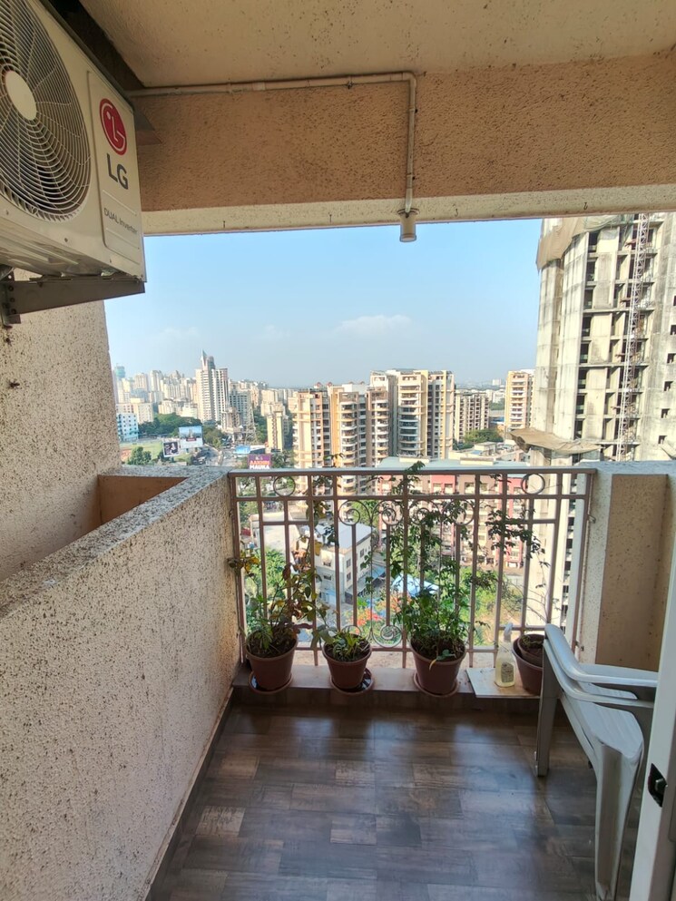 Balcony, shree-tirupati-stg-signature-residency 2 Bedroom 735 Sq.Ft. Apartment In Ghodbunder Road Thane 6941506