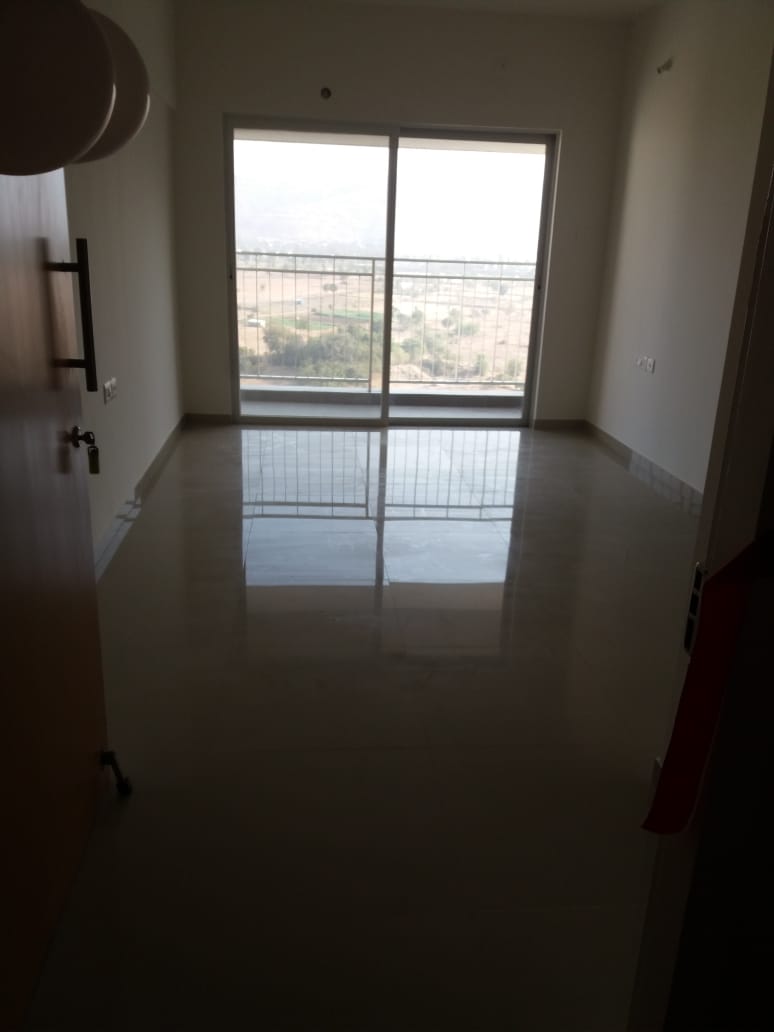 2 BHK Apartment For Rent in Raheja Vistas Phase 1 Mohammadwadi Pune  6941776