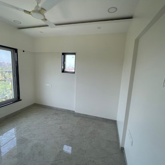 2 BHK Apartment For Resale in New Vanashree CHS Ashok Van Mumbai  6942452